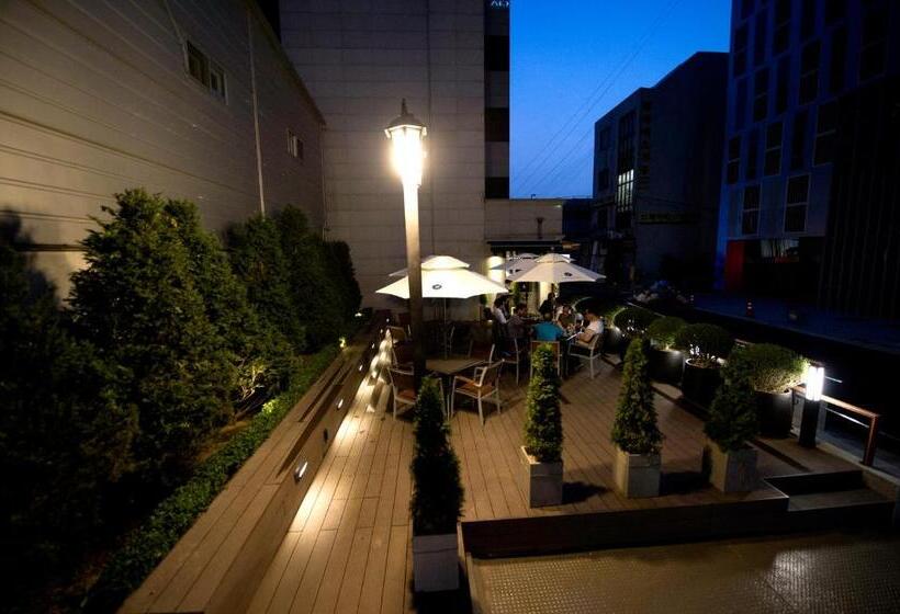 Quarto Familiar, Acube Hotel Dongdaemun