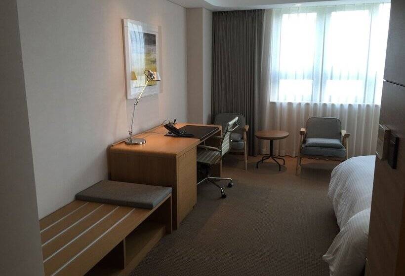 Quarto Familiar, Acube Hotel Dongdaemun