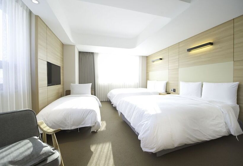 Quarto Familiar, Acube Hotel Dongdaemun