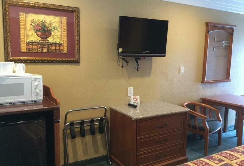 חדר סטנדרט, Beverly Inn