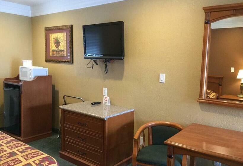 חדר סטנדרט עם מיטת קינג, Beverly Inn