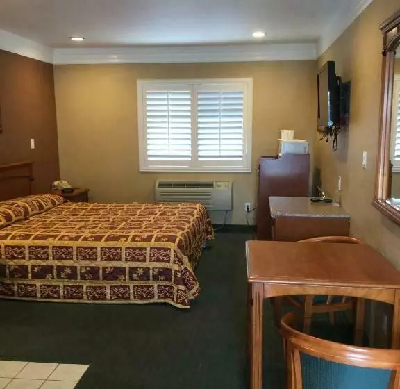 Standard-huone King-vuode, Beverly Inn