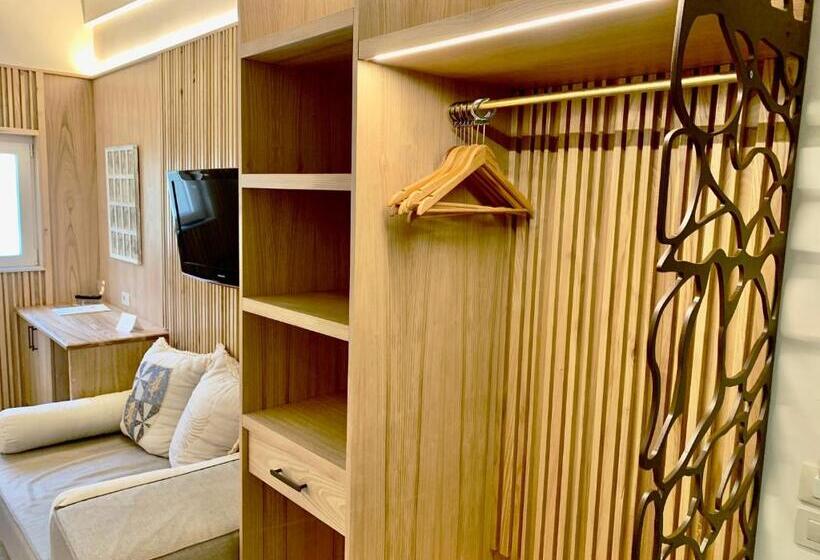 اتاق کلاسیک, Torre Del Parco