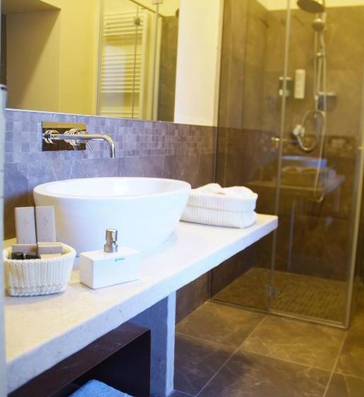 اتاق سوپریور سه تخته, Torre Del Parco