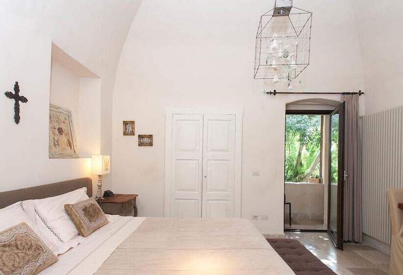 اتاق کلاسیک, Torre Del Parco