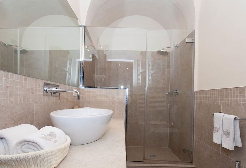 اتاق سوپریور, Torre Del Parco