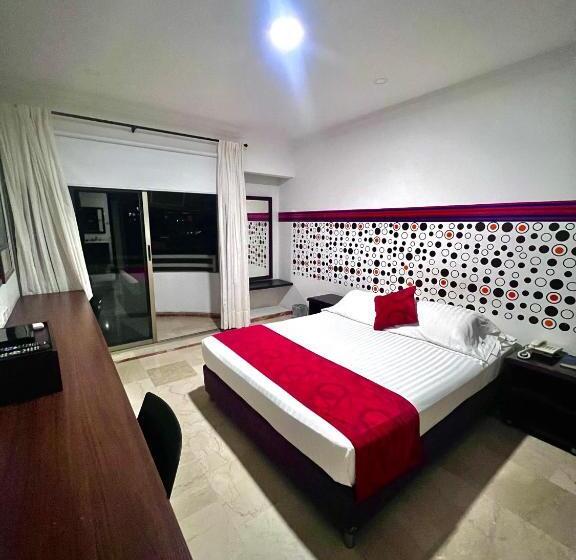 اتاق استاندارد یک نفره, Ingenio Reina Isabel