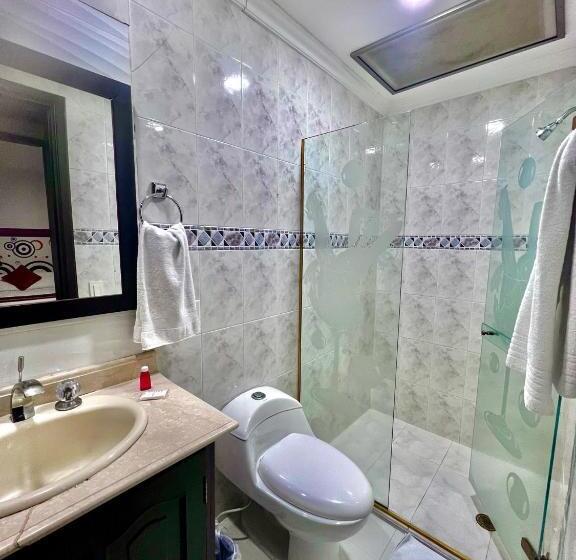 اتاق استاندارد یک نفره, Ingenio Reina Isabel