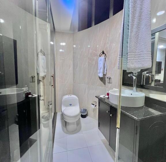 اتاق استاندارد سه نفره, Ingenio Reina Isabel