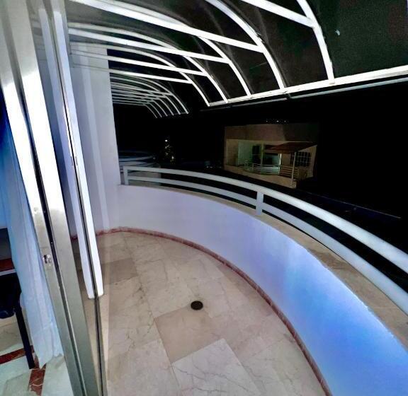 اتاق استاندارد, Ingenio Reina Isabel