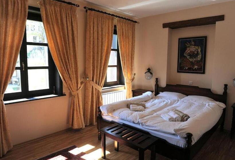 اتاق استاندارد یک نفره, Kalin