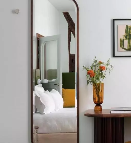 Chambre Executive, Saintandre Des Arts