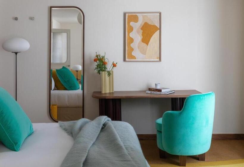 Chambre Executive, Saintandre Des Arts