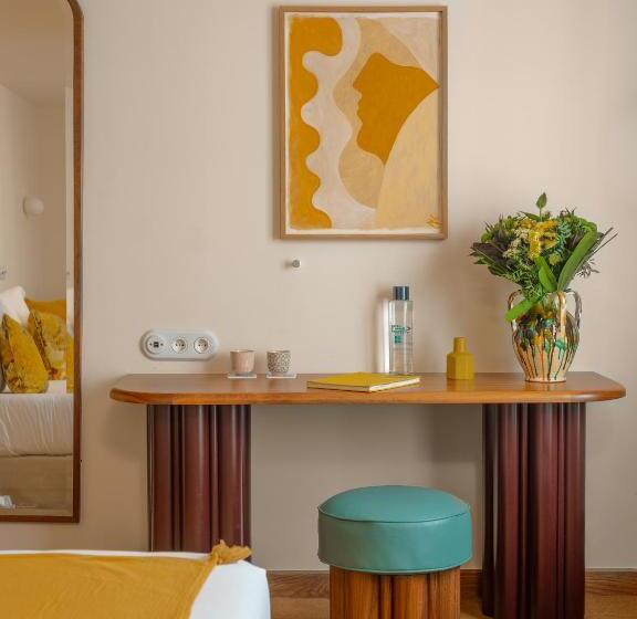 Chambre Executive, Saintandre Des Arts