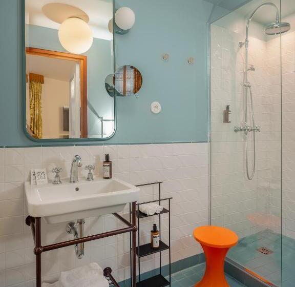 Chambre Executive, Saintandre Des Arts