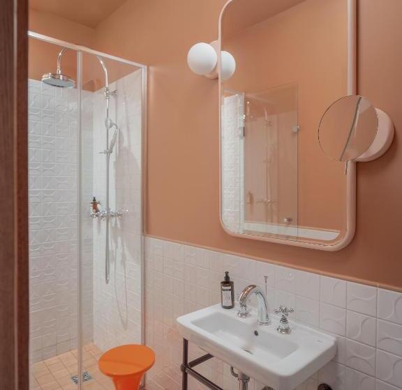 Chambre Prestige, Saintandre Des Arts