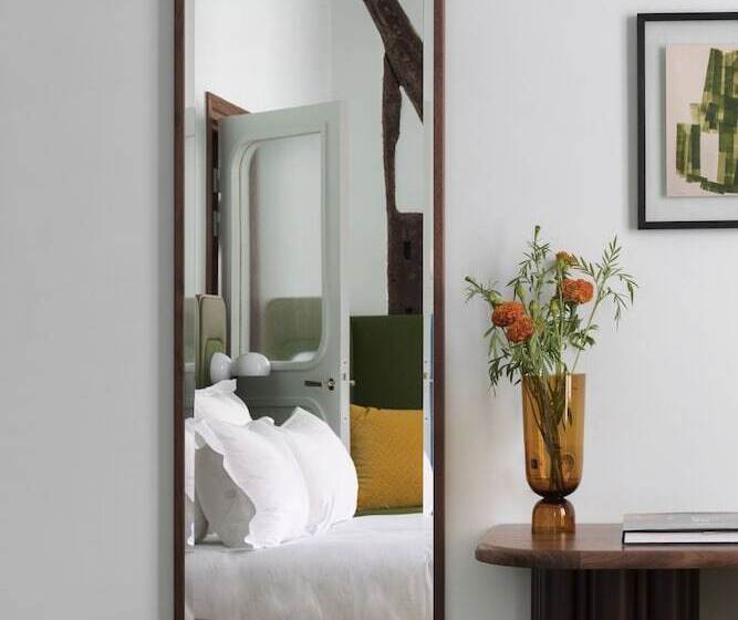 Chambre Executive, Saintandre Des Arts