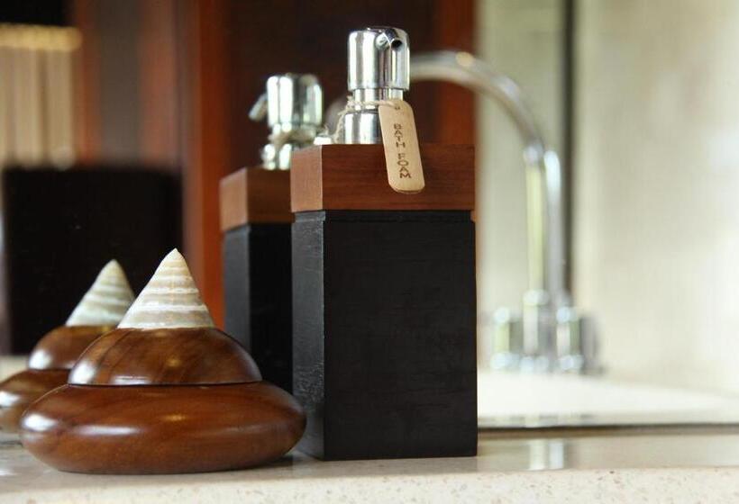 וילה עם חדר שינה אחד ובריכת שחיה, Sanctoo Suites & Villas