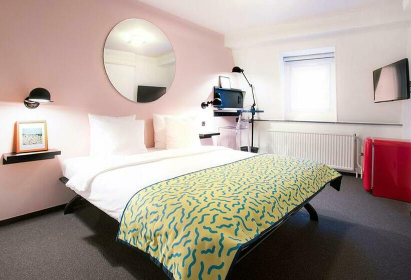 اتاق عادی, The Dutch Maastricht