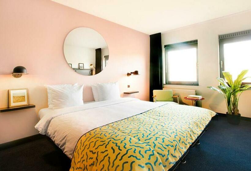 اتاق استاندارد, The Dutch Maastricht