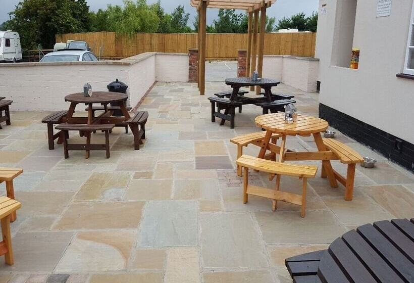 חדר סטנדרט חדר אמבטיה משותף, The Royal Oak