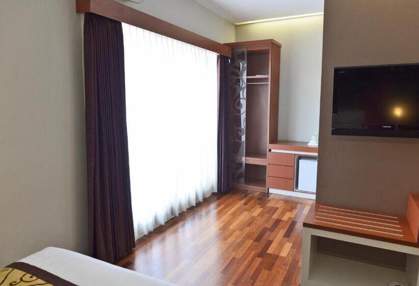 Номер Deluxe, Trio Indah 2