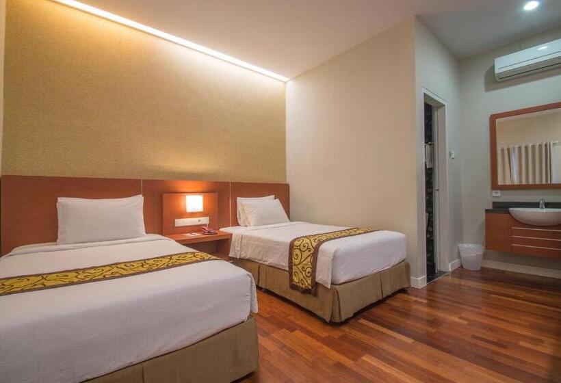 Quarto Superior, Trio Indah 2