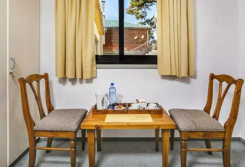 エコノミールーム, Troodos Hotel & Spa