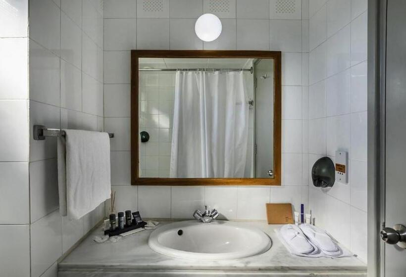 带山景的高级间, Troodos Hotel & Spa