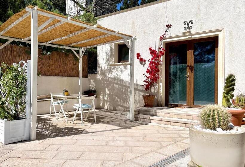 带海景的标准工作室, La Dimora Di Ulisse