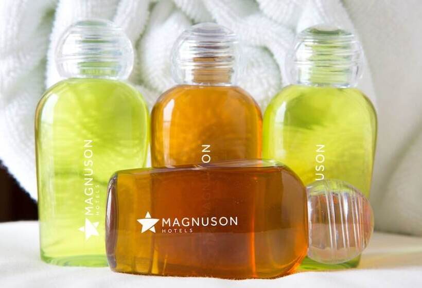 غرفه قياسيه سريرين مزدوجين, Arrowhead Inn New Salem