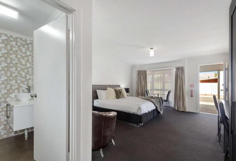 스탠다드 룸 킹사이즈 침대, Comfort Inn Flinders On Main