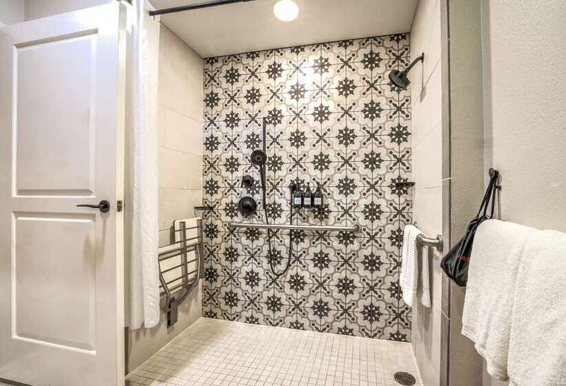 标准间, The Bernic Hotel New York City, Tapestry Collection By Hilton