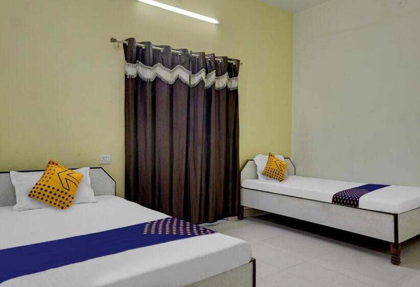 트리플 클래식 룸, Oyo Home  Shankar