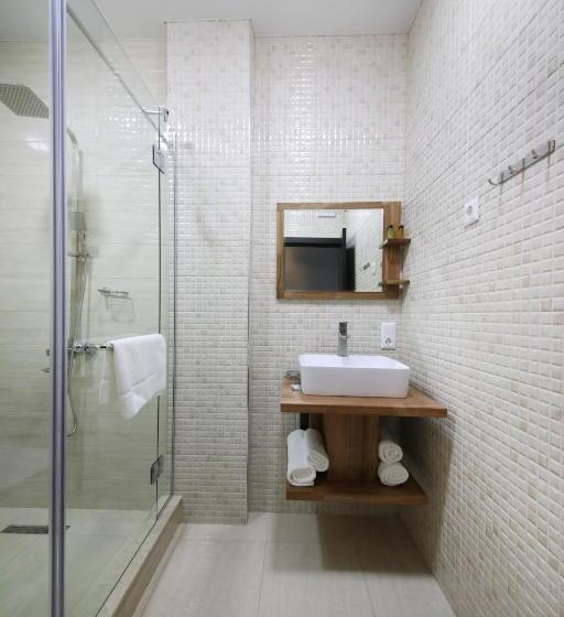 اتاق لوکس با بالکن, Panoramic