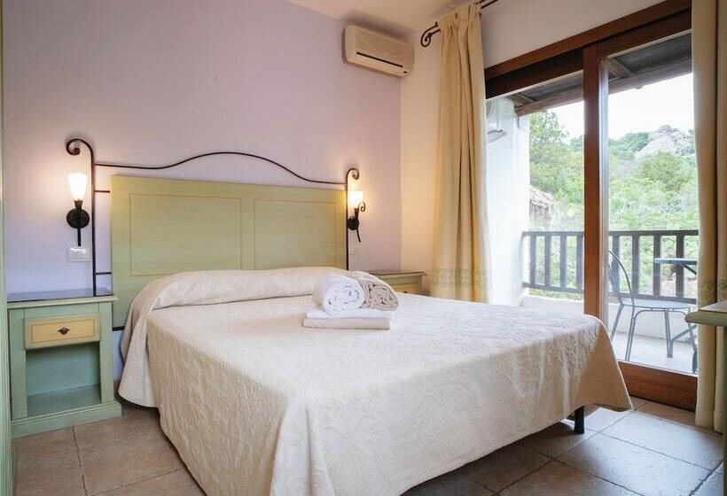 חדר דלוקס, Pedra Santa