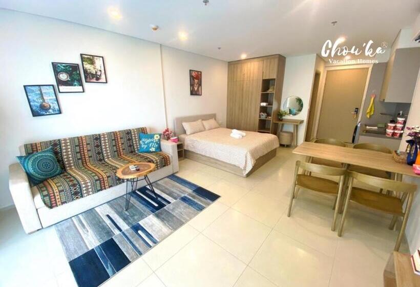 استودیو استاندارد با بالکن, Hoàn Phố Land   The Sóng Apartment Vũng Tàu