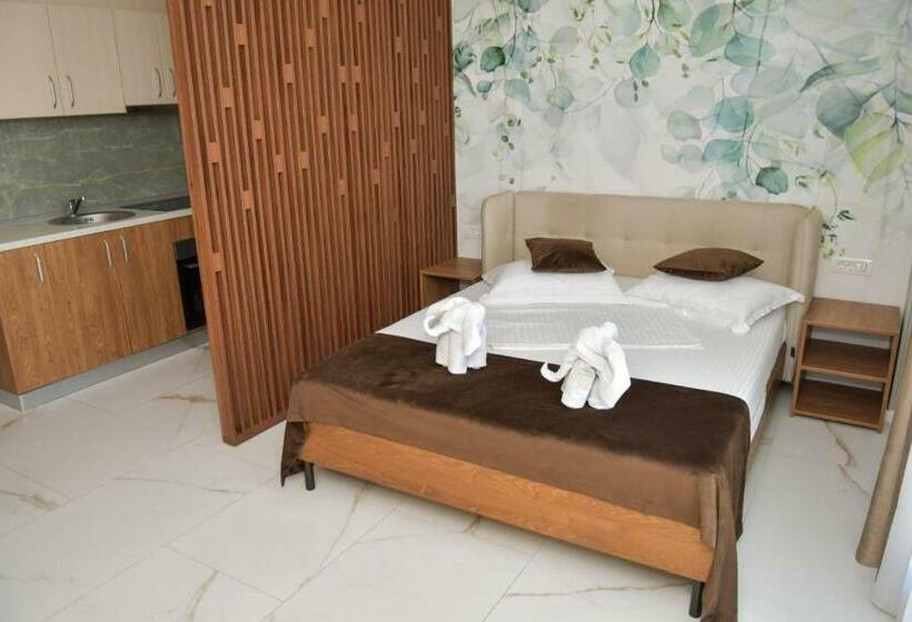 豪华工作室, Tudor By Dedal Apart