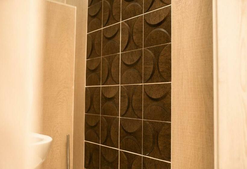 豪华工作室, Tudor By Dedal Apart