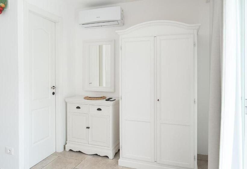 חדר סטנדרט נוף לגינה, Dimora Santa Caterina