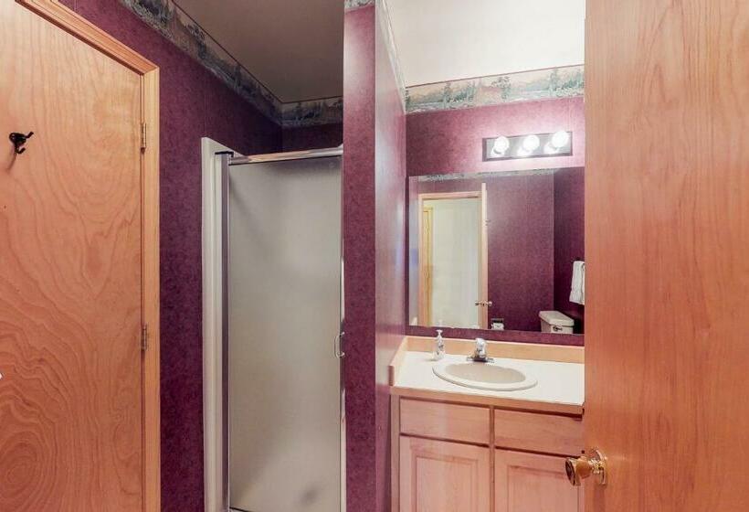 آپارتمان 3 خوابه, Beaverhead 1421