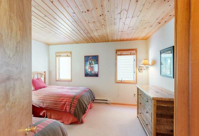 آپارتمان 3 خوابه, Beaverhead 1421