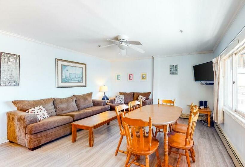 3ベッドルームアパートメント, Sunrise Deck