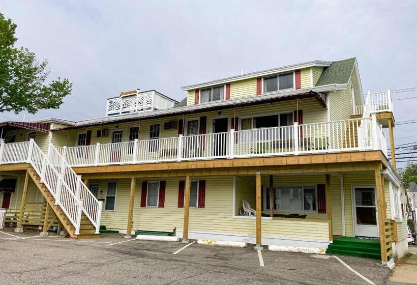 3ベッドルームアパートメント, Sunrise Deck