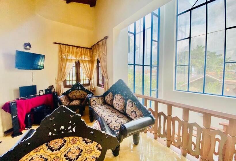 Triple Room Sea View, Hikka Paradise Guest House