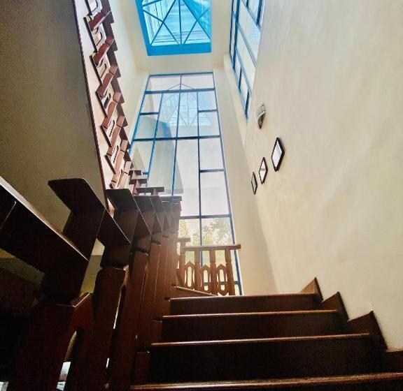 Triple Room Sea View, Hikka Paradise Guest House