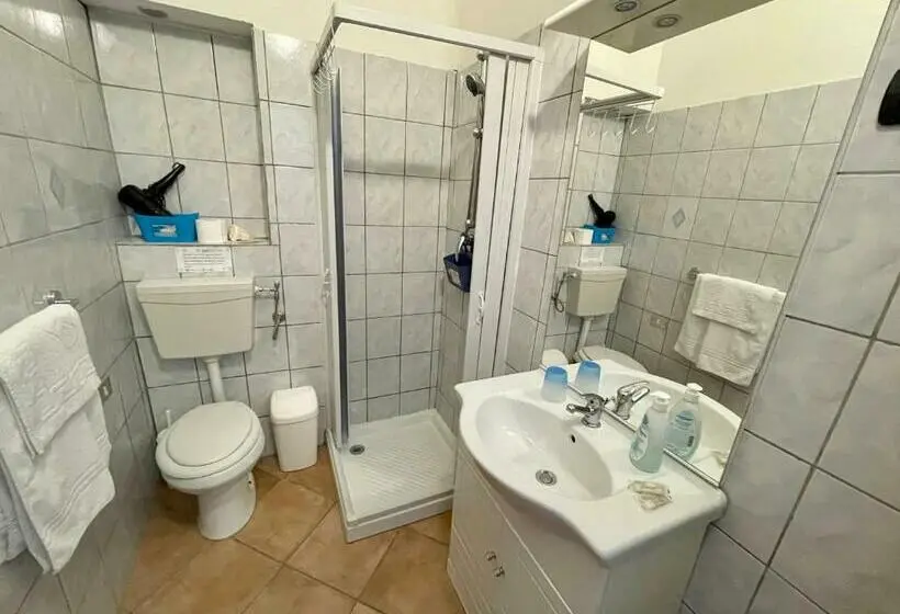 اتاق استاندارد سه نفره, B&b Scala Dei Turchi Beach