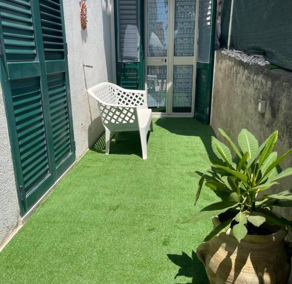 اتاق لوکس, B&b Scala Dei Turchi Beach