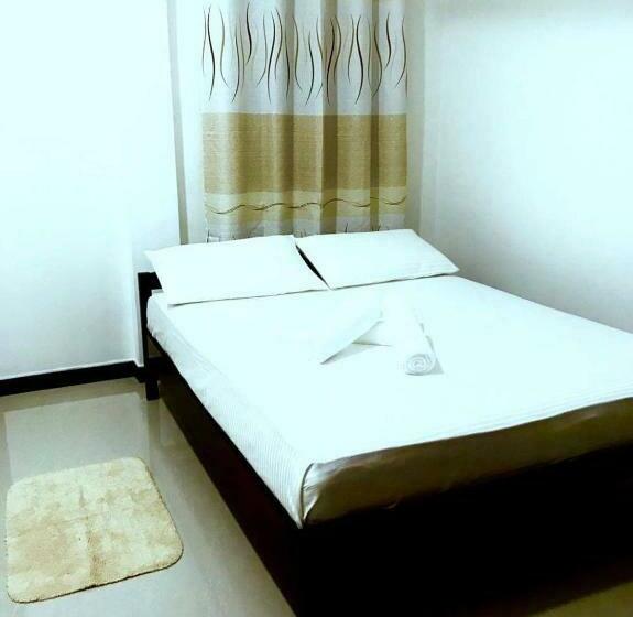 Standard Room, The City Tourist