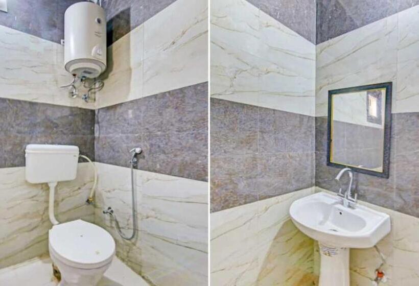 トリプルクラシックルーム, Capital O 84457 Heven